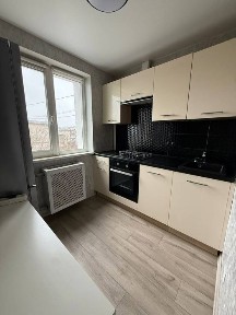 Продаж 1-к пр. П. Калнишевського