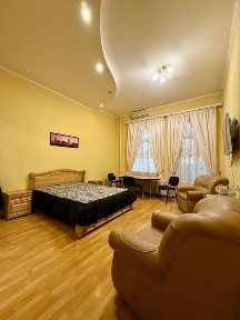 • Актуальна! Оренда 2к. 60м2 вул. Мала Житомирська, 5 ЦЕНТР МАЙДАН