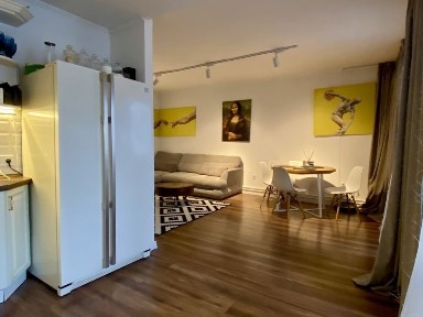 3-к квартира поруч з парком Шевченко. Вул. С.Петлюри 5а