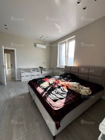 Трехкомнатная квартира в центре. ЖК Инфинити