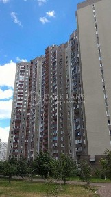 Продаж 3к з якісним ремонтом Григоренка Петра просп 16