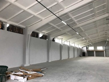 Оренда: складське приміщення площею 1360м2 з великою територією