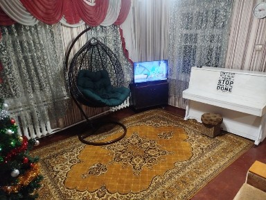 Здається ПОДОБОВО будинок зі зручностями в центрі м. Христинівка