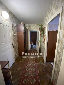 Продам двухкімнатну квартиру на Семена Палія