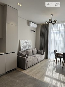 Довготривала оренда 2к квартири на вул. Набережна Перемоги 62А • ID 33800487