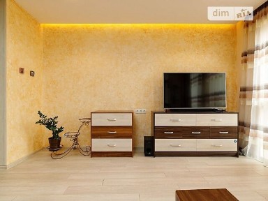 Околична вулиця, мікрорайон Вулька, район Франківський, Львів, вул. Околична 10 • ID 33800178