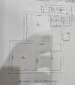 Продається приміщення під магазин на Казбеті