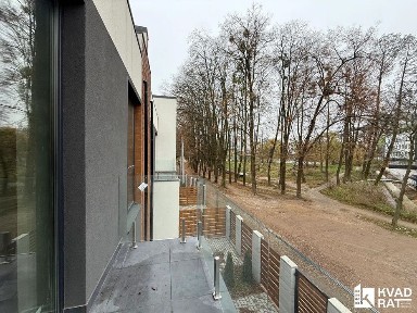 Купуйте преміальний Таунхаус біля Міського озера та двома терасами!