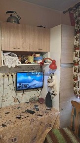 Продається 4-кімнатна квартира