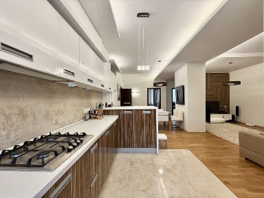 Продаж 3-кім квартири з дорогим ремонтом на пр. Чорновола-Інтерсіті