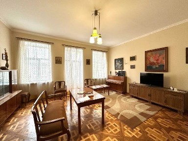 Продаж 3 км квартири вул. Шептицьких