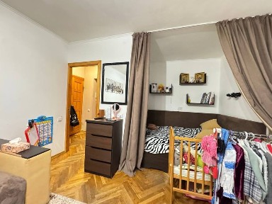 Продаж 1-к. квартири в цегляному будинку на вул. <a href='/newbuilding/4837/view/zk-trakt'>Тракт</a> Глинянський