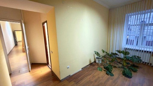 Оренда. Офіс, 31 м2. З ремонтом. Центр міста