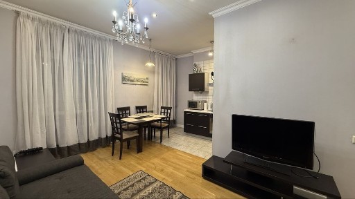 Київ, Печерський, вулиця Саксаганського 25