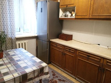 Здається в оренду 3 кім кв. Пасічна.