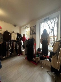 Оренда фасадного приміщення 74 м2 в центрі міста