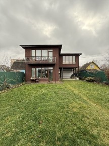 NEWStreet! Продам Двоповерховий будинок по вул. Єськова