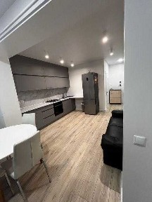 Здам сучасну 1 кімнатну квартиру на Виставці!