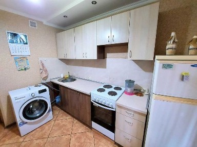 Продам 1 кімнатну квартиру зуп. Ательє (Соляні)