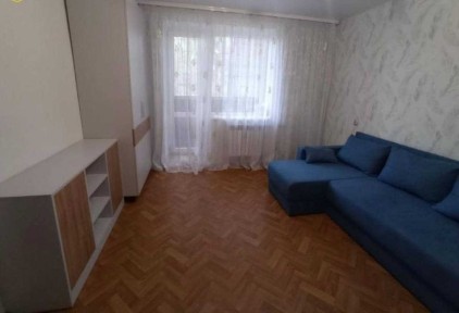 Продам однокомнатную квартиру с ремонтом на Черемушках/Г. Петрова