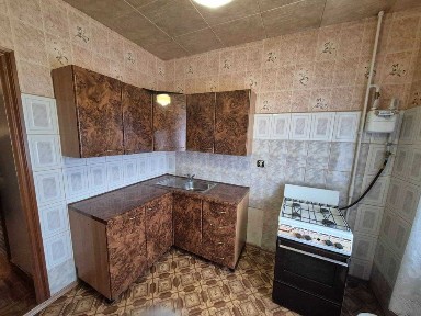 Здам 2 кімнатну квартиру 4мкрн Лагуна