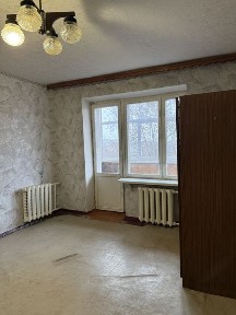 Продаж 1-но кімнатна малосімейка по Шевченка