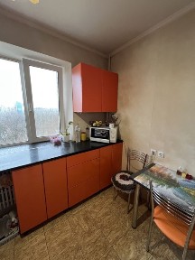 Продам 2 комнатную квартиру Спортивная Метростроителей Металист