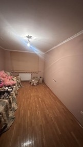 Продається трьокімнатна квартира у м Самбір