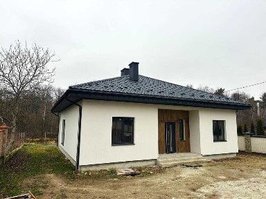 Продаж одноповерхового будинку в Зимній Воді + мансарда, 6 сот. землі