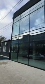 Продаж фасадна комерція 400м. кв на ринку