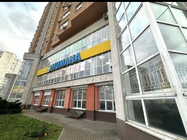 Оренда фасадного приміщення без %