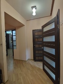 Книгині Ольги 2х кімнатна з паркінгом