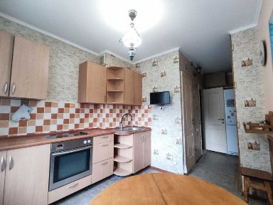 Оренда 3 кімнатної квартири Добровольського проспект.