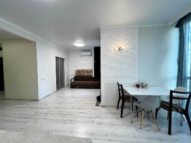 Квартира с ремонтом и мебелью в новом ЖК 