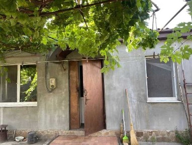 8. Дом с. Усатово рядом с центром