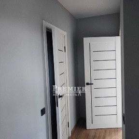 Сучасний новий двоповерховий будинок з ремонтом у Сухому Лимані