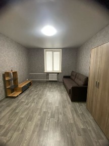 Сдаю двухкомнатную квартиру на 96 квартале!