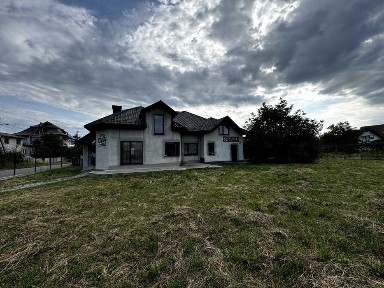 Продається будинок (нобудова, готовність 80%) м. Надвірна