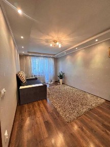 Харків. Продається 2 кім. квартира з капітальним ремонтом.