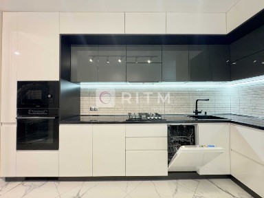 Продаж сучасної 2-к. квартири у Шевченківському р-ні. Без комісії.