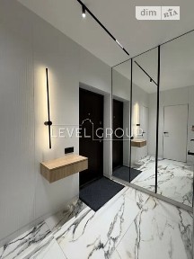 Продаж 1к квартири 64 кв. м на вул. Кустанайська 13 • ID 33803315