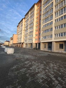 Продаж 1 кім квартири з виглядом на річку