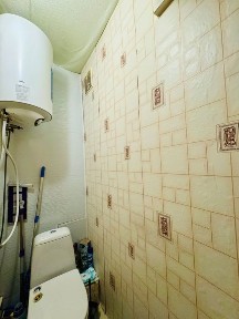 Продам 3 х комнатную пер. Фестивальный Лев 3, ТРЦ Караван рядом