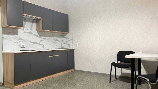 БЕЗ КОМІСІЇ, Сдам у довгострокову оренду 1/2 будинку м. Деміївська