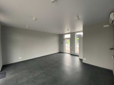 Оренда фасадного комерційного приміщення 29м2