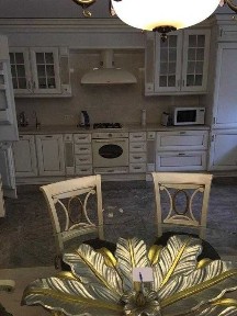 4х - кімнатна Центр з паркінгом