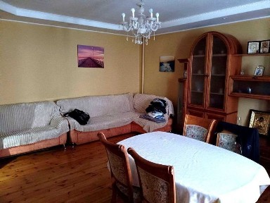 Двокімнатна 90 м², Соломянський р-н, 3 поверх - продається