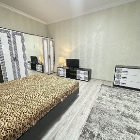 КЛАСНА 1-кім ЦЕНТР пл. ФІЛАРМОНІЇ (повна комплект) СВІТЛО є завжди!