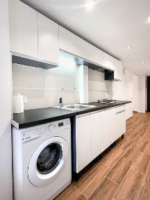 Світло не вимикають! Квартира в центрі. Без комісії!