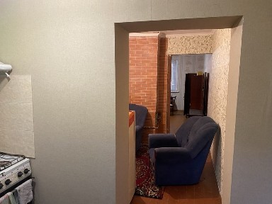 Продам пів будинку